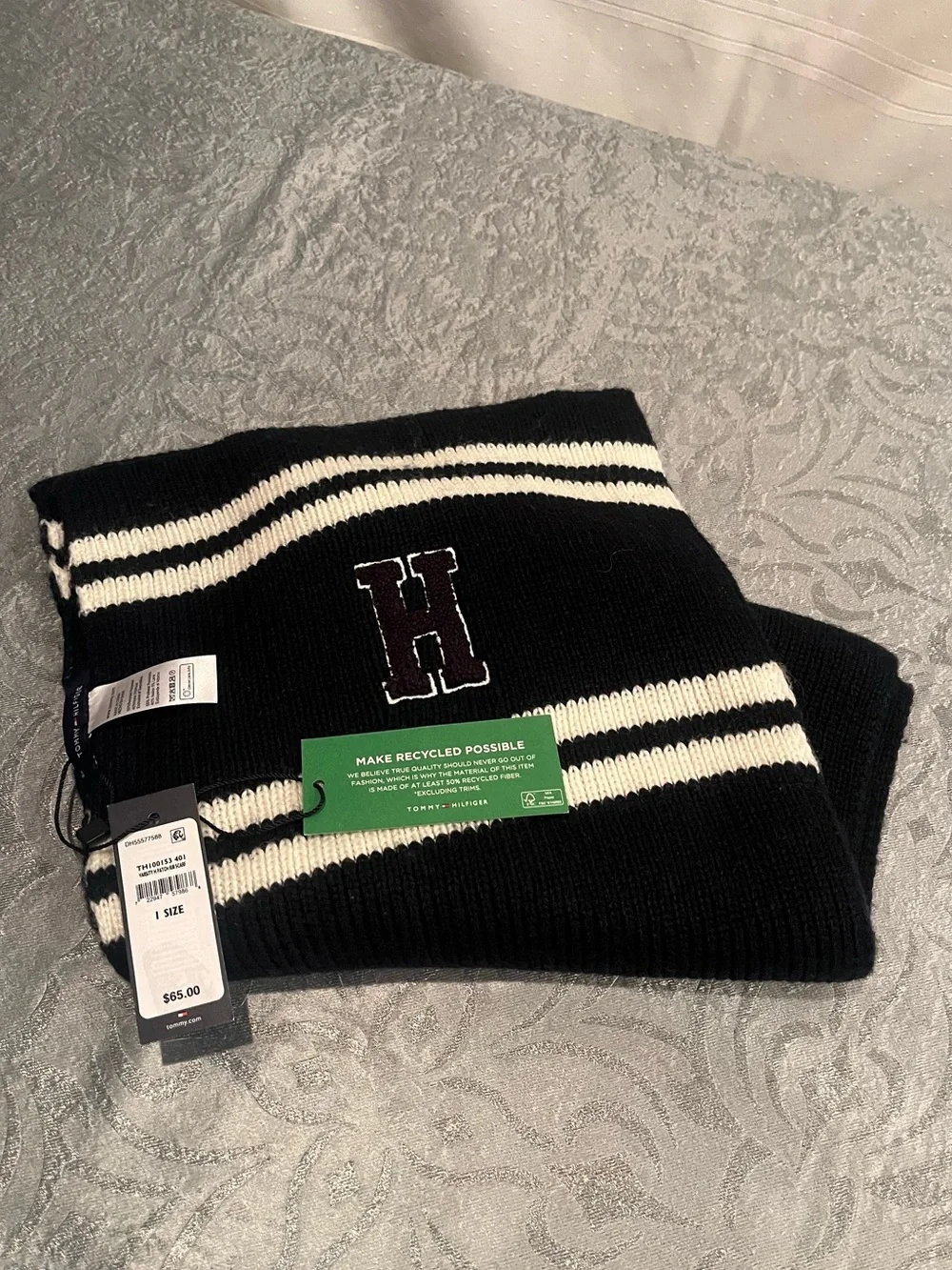 NWT Tommy Hilfiger Black Knit Scarf with White Stripes